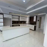 دوخواب سالن بزرگ غرق نور قدوسی غربی