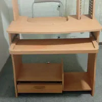 میز کامپیوتر