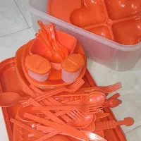 ظرف مسافرتی ۸ نفره|ظروف نگهدارنده، پلاستیکی، یکبارمصرف|مشهد, مشکینی (شهرک غرب)|دیوار