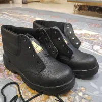 کفش کار ایمنی