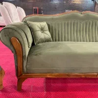 مبلمان راحتی و کلاسیک