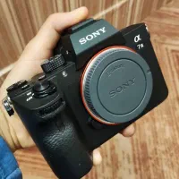 دوربین پرچمدار a7iii خیلی کم کارکرد