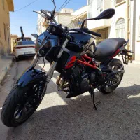بنلی 300 مدل ‌1404 در حد خشک