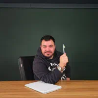 طراحی وسئو سایت فروشگاهی و ادمین اینستاگرام