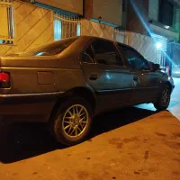 پژو ۴۰۵ مدل ۸۱