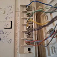 سیم کشی ساختمان و اتصالات و خرده کاری و دوربین|خدمات پیشه و مهارت|اردبیل, |دیوار