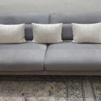 نیم ست مبلمان ،مبل سه نفره تخت خوابشو میباشد