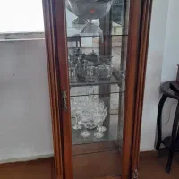 بوفه جنس چوب با وسایل داخلش،بسیار تمیز