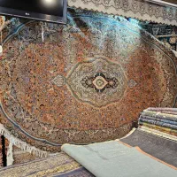 فرش6متری دست بافت بیضی استاد نامی