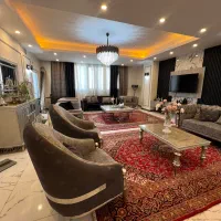 چهار عدد فرش دست باف به دلیل مهاجرت