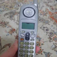 گوشی پاناسونیک فقط پایه اش تو اساس کشی گم شده