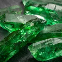 خرید سنگهای قیمتی و جواهری شهاب سنگ شب چراغ