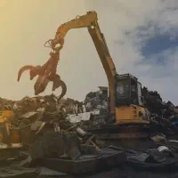 خرید ضایعات درب منزل با ترازوی دیجیتال