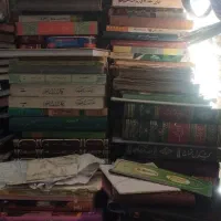 مقداری کتاب