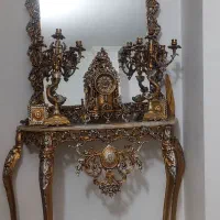 اینه و شمعدان برنزی