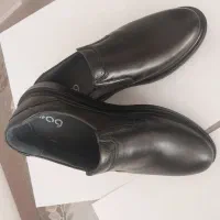 کفش  چرم نرم  و راحت