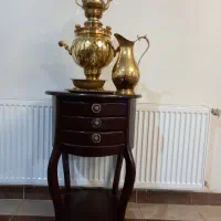 سماور و قوری برنجی با میز