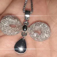 گردنبند مشابه جواهر رادیوم|بدلیجات|تهران, مجیدآباد|دیوار