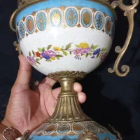 گلدان قدیمی اروپایی