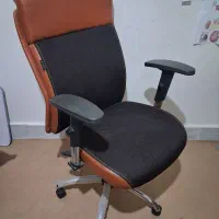 صندلی اداری چرخ دار مارک فیکس