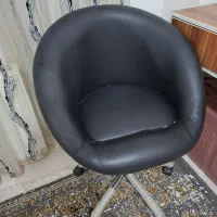 صندلی گردون چرم