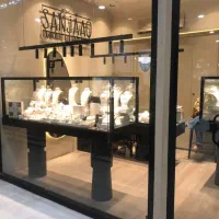 اجاره-مغازه-طلا-و-سکه-28-متری