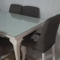 میز نهارخوری