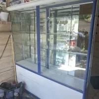 ویترین و پیشخوان