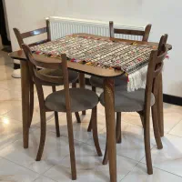 میز ناهار خوری