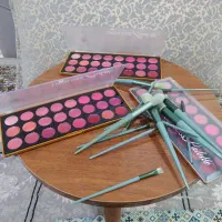 کرم و محصولات ارایشی وسرم روشن کننده بسیار قویAHA.|آرایشی، بهداشتی، درمانی|تربت جام, مسکن مهر|دیوار