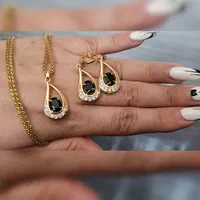 نیم ست یاقوتی - سبز و قرمز