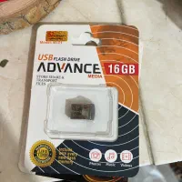 چهار عدد فلش ۱۶گیگ