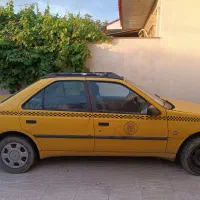 تاکسی درون شهری آزادشهر