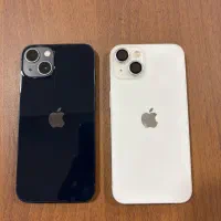 دو عدد آیفون ۱۳ سفید و مشکی مشابه آک