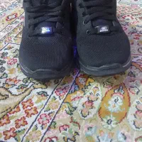 ساعت آنتیک کتونی اسکیچرز قیمت خیلی مناسب