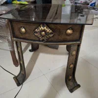 جلو مبلی طلایی