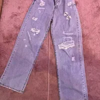 تعدادی لباس|لباس|قرچک, پویینک|دیوار