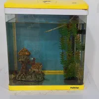 آکواریوم ماهیران