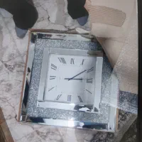 ساعت دیواری