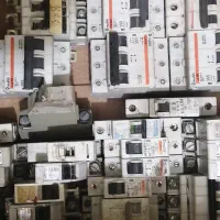 حراج کفش و وسایل دیگر|حراج|اصفهان, سعادت‌آباد|دیوار