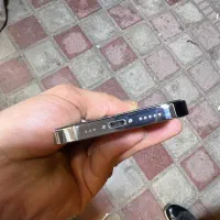 اپل iPhone 13 Pro با حافظهٔ ۲۵۶ گیگابایت