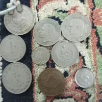 مقداری سکه قدیمی و...