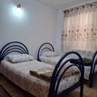 اجاره روزانه خانه دو خواب بسیار تمیز|اجارهٔ کوتاه‌مدت آپارتمان و سوئیت|رشت, شهرک آیت الله منتظری|دیوار