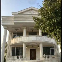 ۱۸۵متر سه طبقه مسکونی / سند تک برگ
