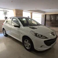 یک دستگاه 207 پانا دنده ای