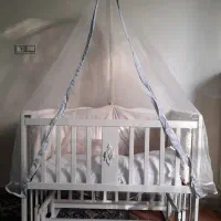 گهواره|تخت و صندلی بچه|کرج, حصارک بالا|دیوار
