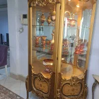 ویترین چوب راش ورق طلا پشت آیینه