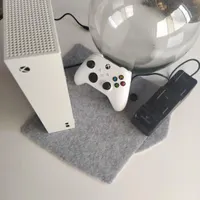 Xbox series s تک دسته و کم کارکرد بهمراه شارژر