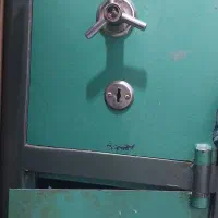 گاوصندوق|ابزارآلات|قم, قلعه کامکار|دیوار