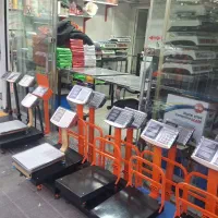 ترازو دیجیتالی ۱۵۰ کیلویی و ۳۰۰ کیلویی محک و کمری